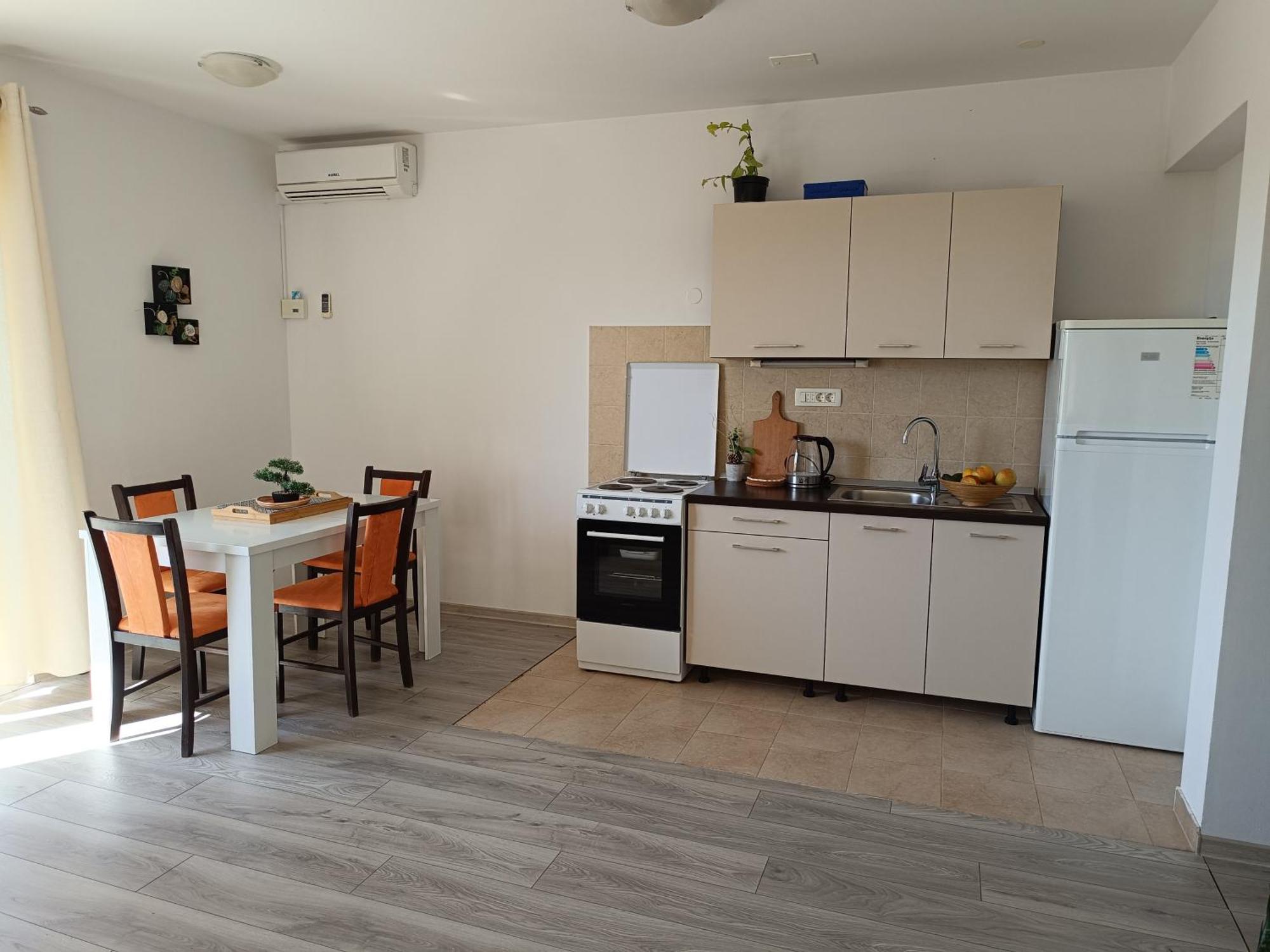 אומיס Apartments Villa Stari Koko מראה חיצוני תמונה