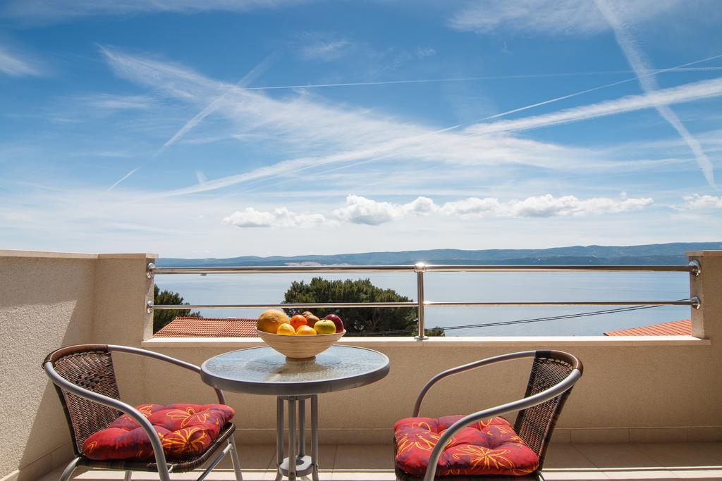 אומיס Apartments Villa Stari Koko מראה חיצוני תמונה