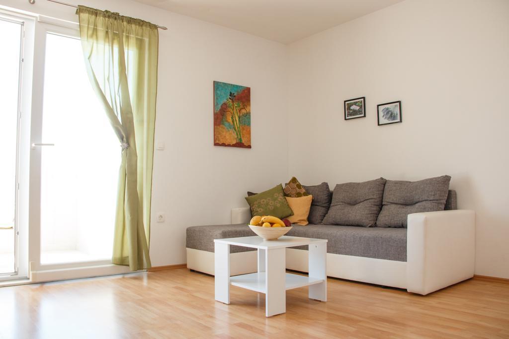 אומיס Apartments Villa Stari Koko מראה חיצוני תמונה