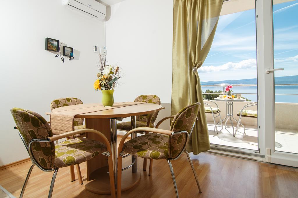 אומיס Apartments Villa Stari Koko מראה חיצוני תמונה