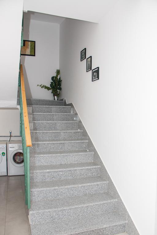 אומיס Apartments Villa Stari Koko מראה חיצוני תמונה