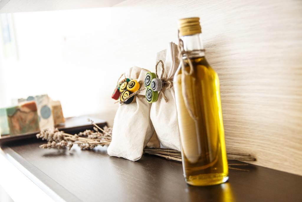 אומיס Apartments Villa Stari Koko מראה חיצוני תמונה