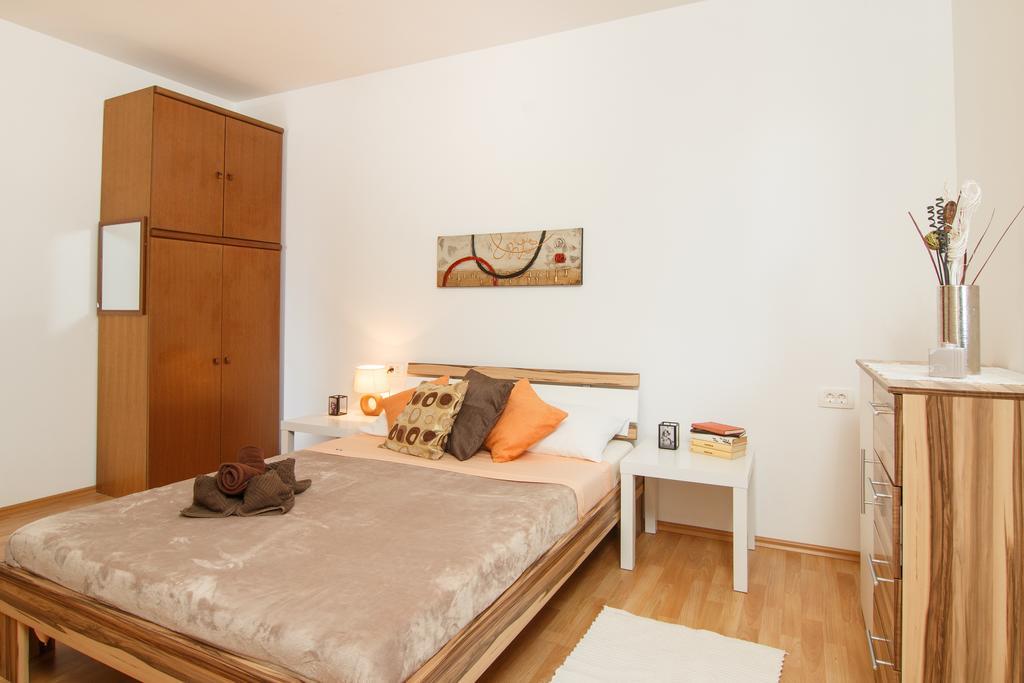 אומיס Apartments Villa Stari Koko מראה חיצוני תמונה
